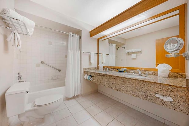 Images Best Western Plus Mill Creek Inn