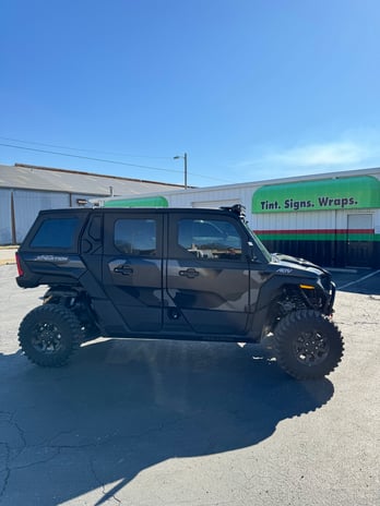 Images DESIGNERS Graphics Tint & Wraps