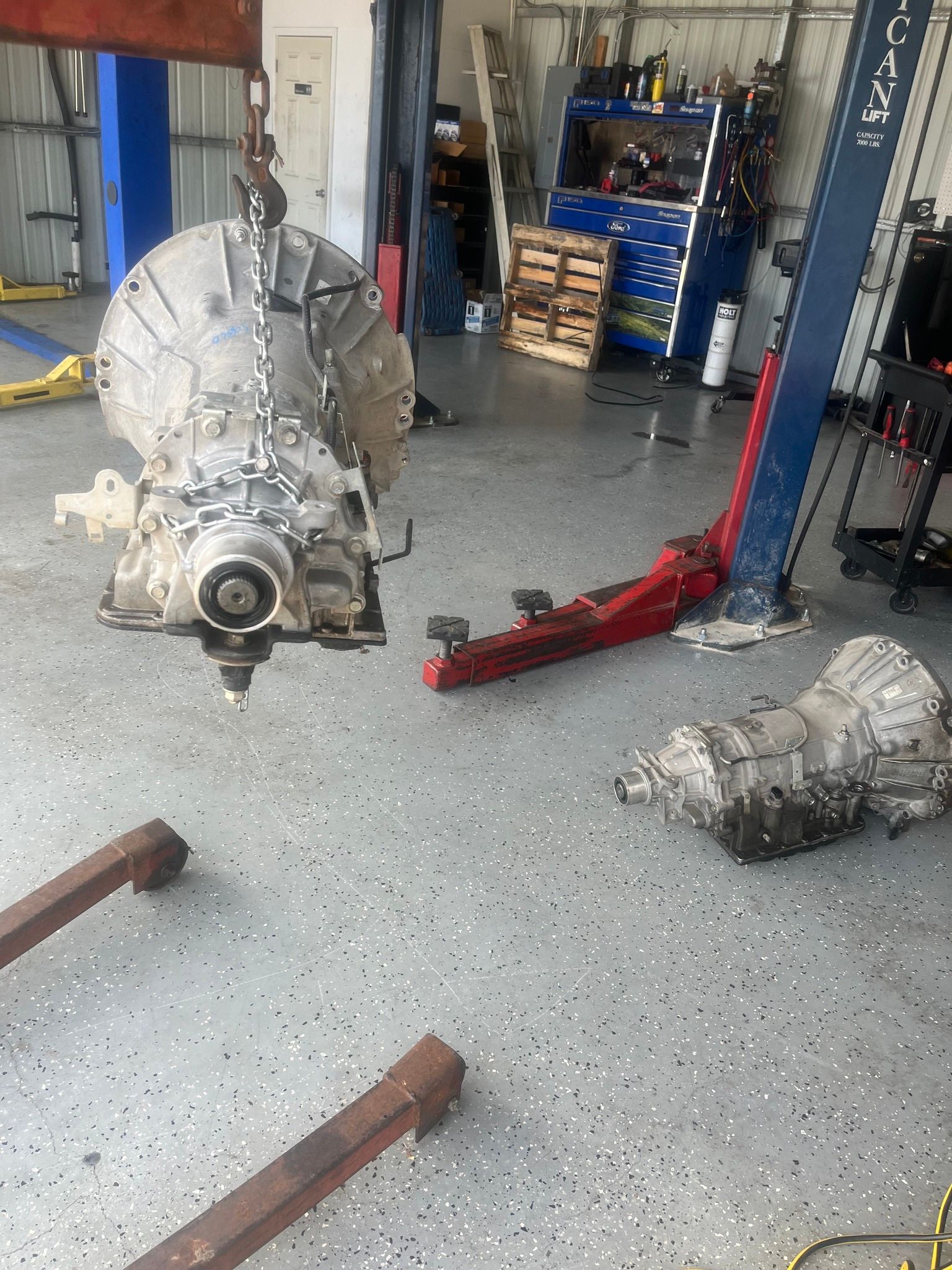 J&M Transmissions & Full Service Repairs Image