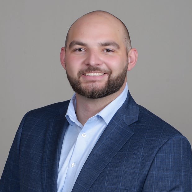 Images Evan Fedea - Mutual Of Omaha