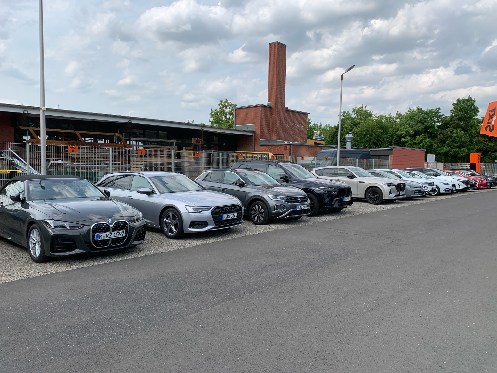 SIXT Autovermietung Düren, Veldener Strasse 1c in Düren