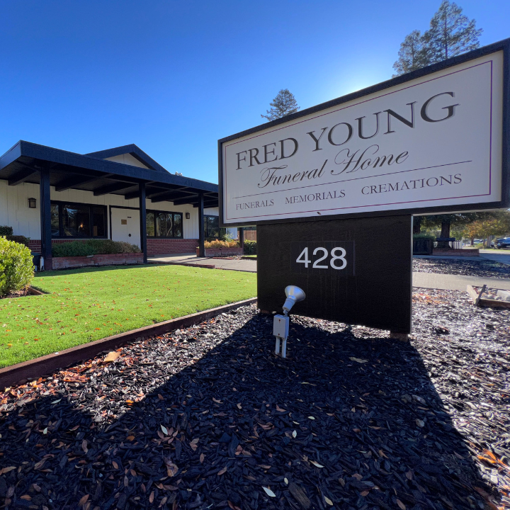 Images Fred Young Funeral Home - Cremation and Funeral Services
