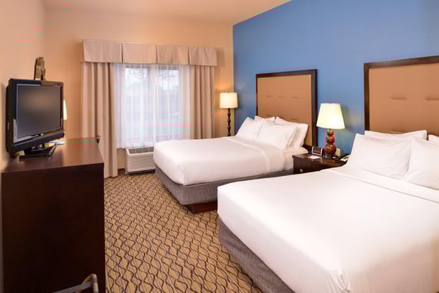 Images Holiday Inn Express & Suites Wichita Falls by IHG