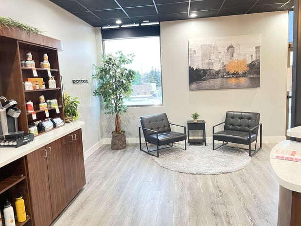 Images 100% Chiropractic - Troy