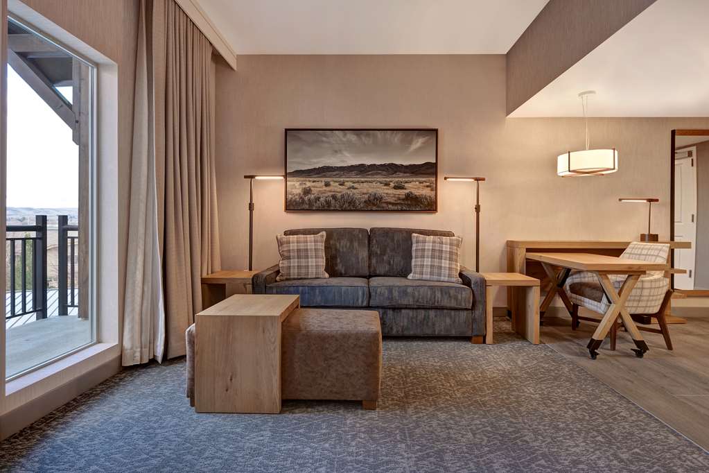 Guest room Homewood Suites by Hilton Eagle Boise Eagle (208)938-2838