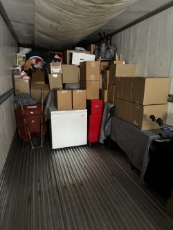 When time is of the essence, JD's MOVIN offers same-day moving services to get you where you need to go quickly and efficiently. Our dedicated team ensures your move is handled with care and precision, making sure everything is in place on the same day. Count on us for fast and dependable moving services when you need them most.