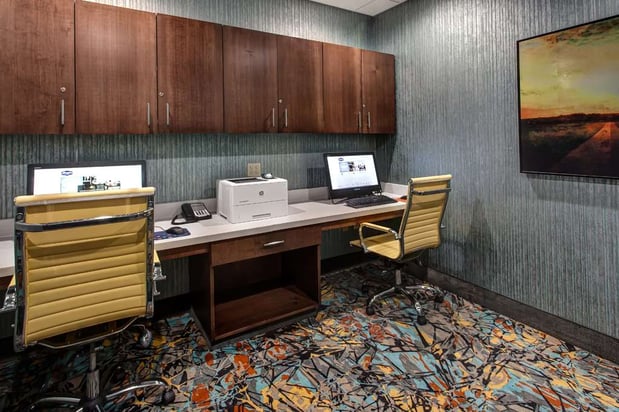 Images Hampton Inn & Suites Wichita/Airport