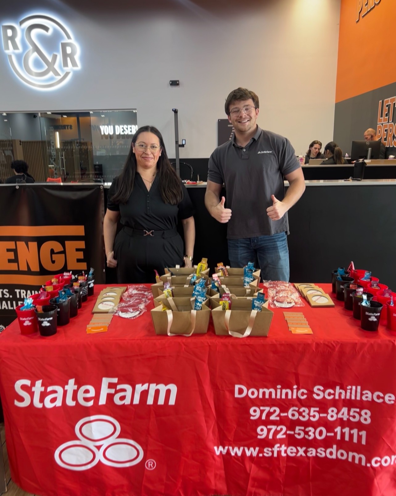 Johana and Greg were out at Crunch Fitness Rowlett meeting people, handing out giveaways, and helping with insurance needs. Great seeing the community connections today.