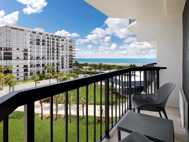 Images Hilton Garden Inn Cocoa Beach Oceanfront