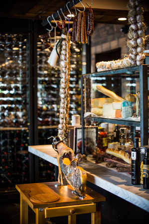 Images Barcelona Wine Bar