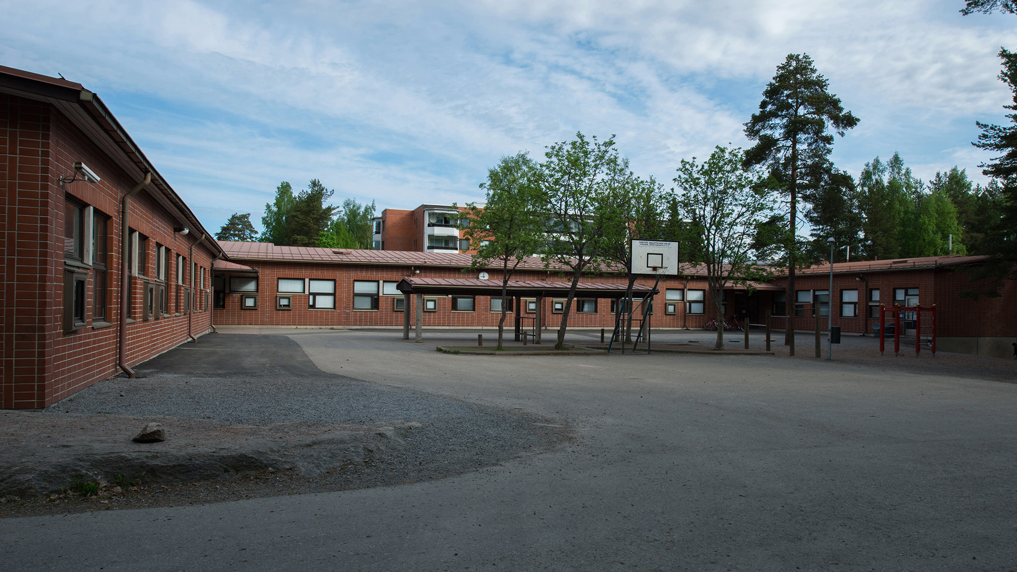 Images Ahvenisjärven koulu - Kanjonin koulutalo