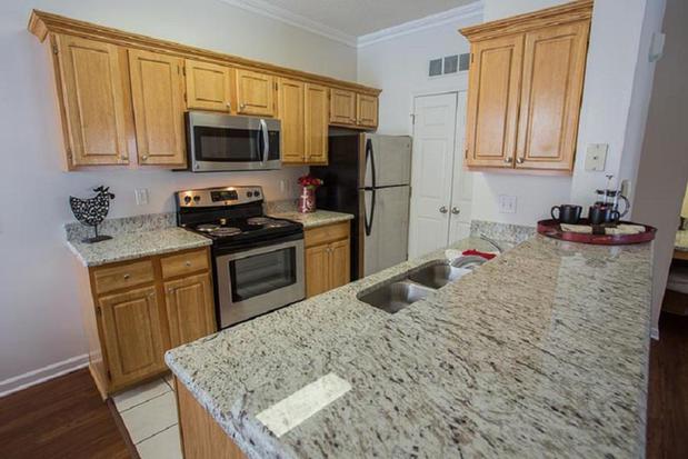 Images Renaissance Place Apartments