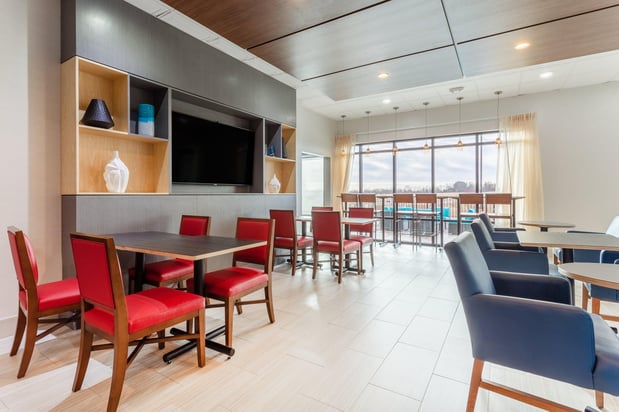 Images Holiday Inn Express & Suites Kearney by IHG