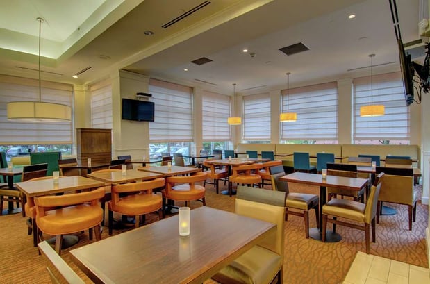 Images Hilton Garden Inn Norwalk