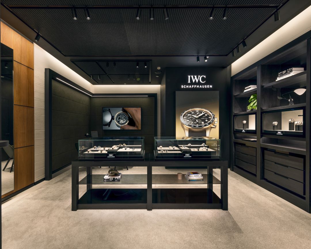IWC Schaffhausen Boutique - Hanoi Metropole
