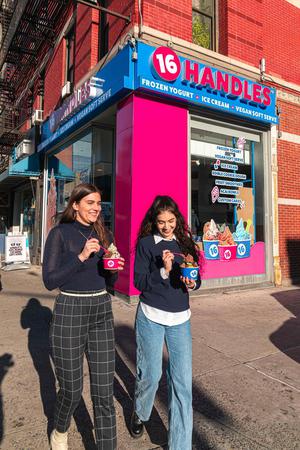 Images 16 Handles