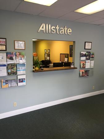 Images Jennifer Barrett: Allstate Insurance