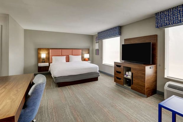 Images Hampton Inn & Suites St. Louis-Edwardsville