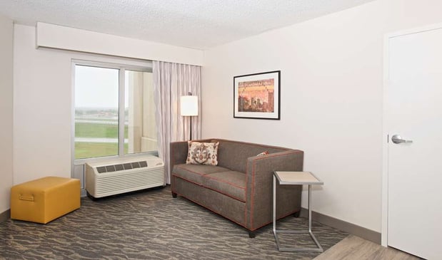 Images Hampton Inn & Suites N. Ft. Worth-Alliance Airport