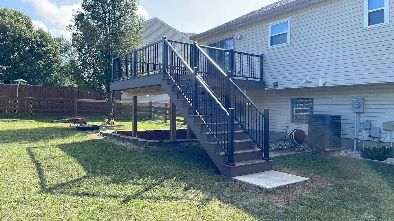 Taylormade Deck Builders Image