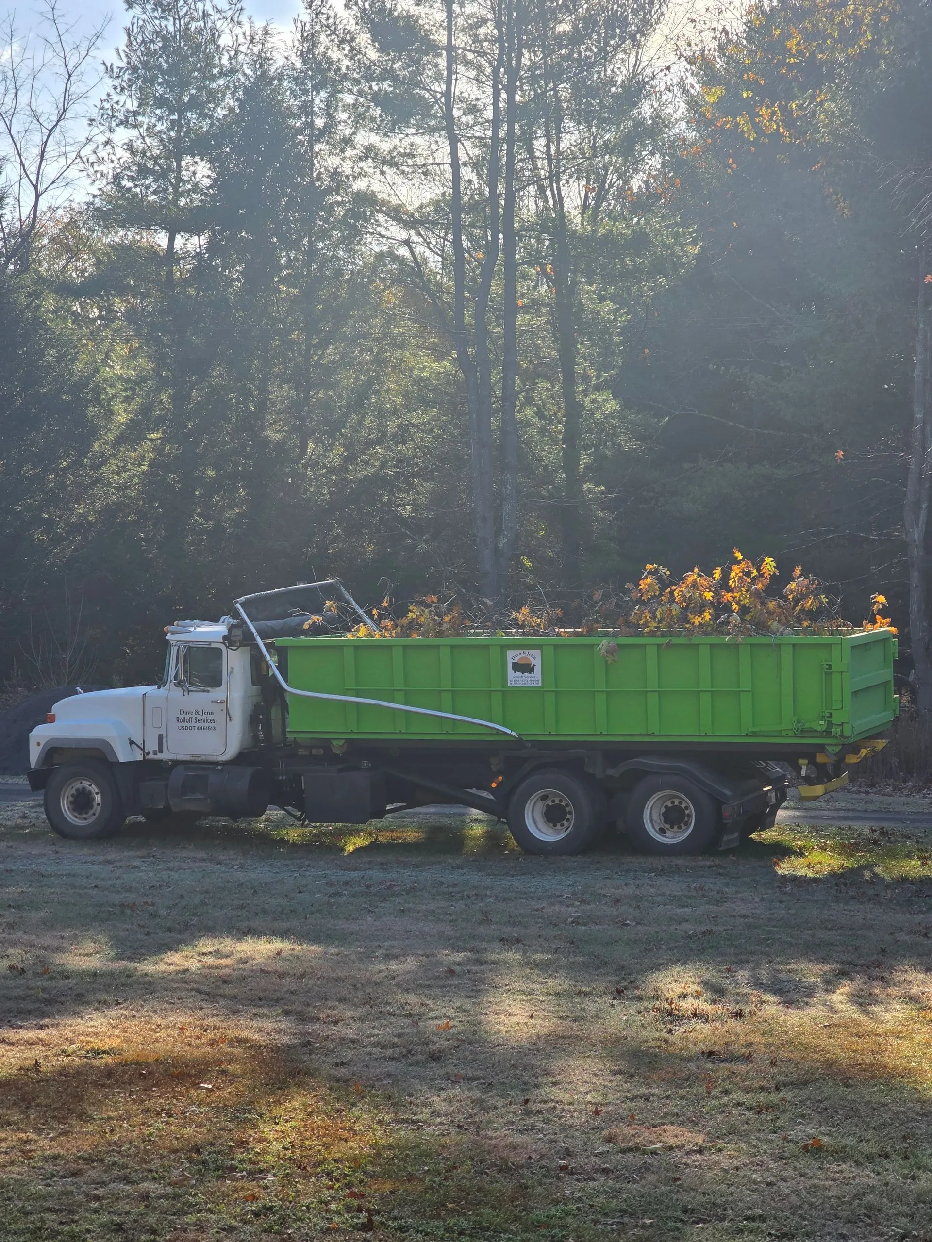 Dave & Jenn Roll Off Service LLC Image