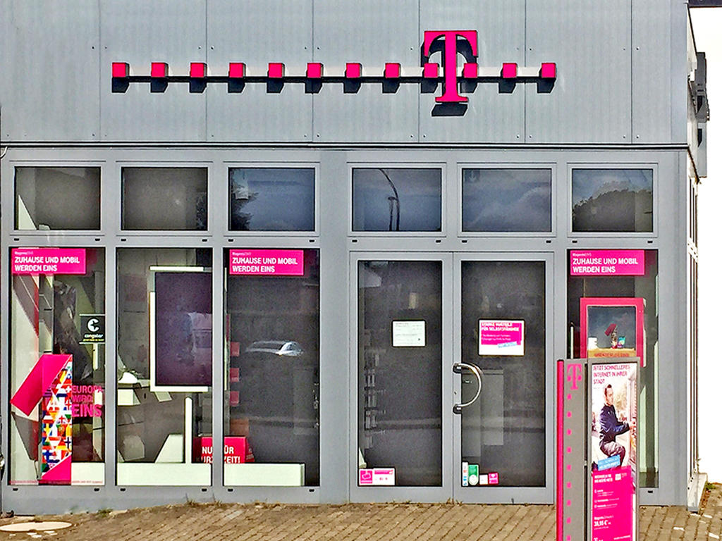 Telekom Shop - Geschlossen, Gärtnerstr. 120 in Halstenbek