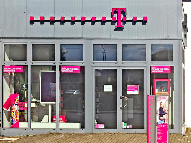 Bild 1 Telekom Shop - Geschlossen in Halstenbek