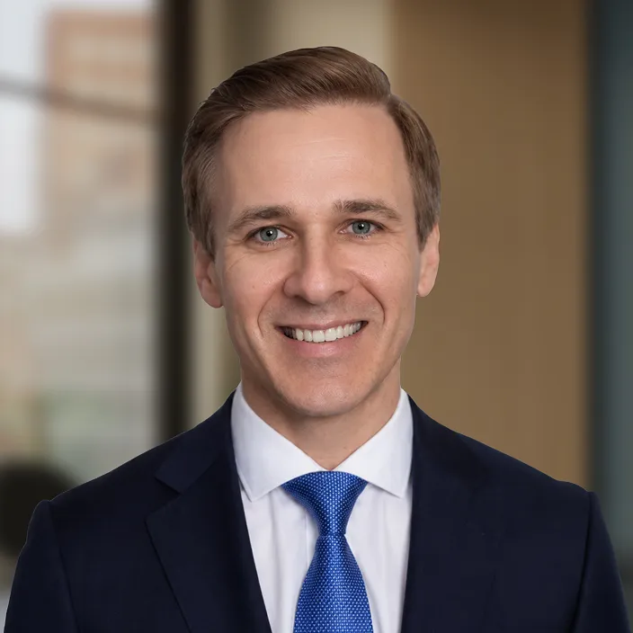 Cavin Morton headshot.