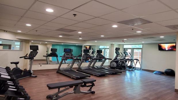 Images Holiday Inn Express & Suites Arlington North – Stadium Area by IHG