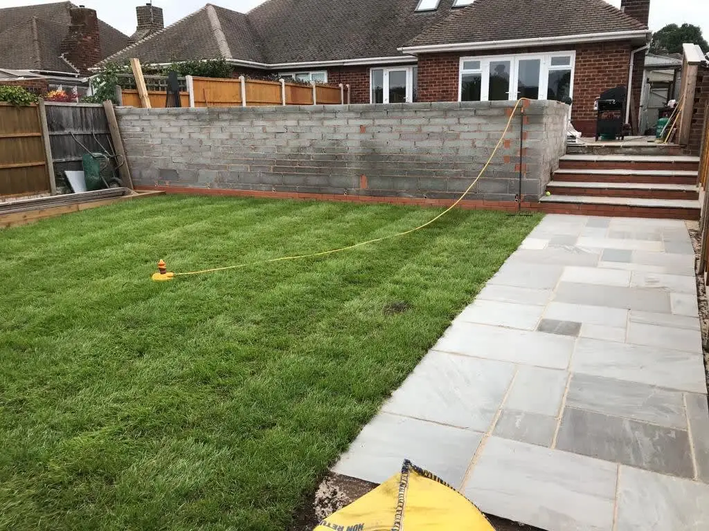 Images Kingston Views Landscaping