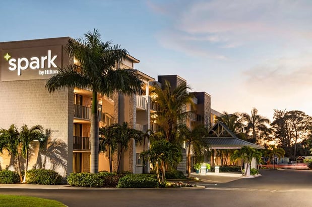 Images Spark by Hilton Sarasota Siesta Key Gateway