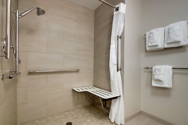 Images Holiday Inn Express & Suites Elizabethtown North by IHG