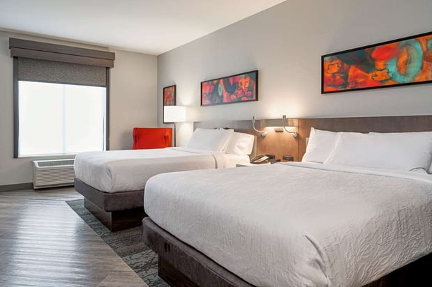 Images Hilton Garden Inn Louisville Mall of St. Matthews