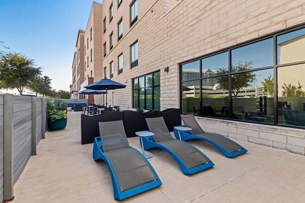 Images Hampton Inn & Suites Farmers Branch Dallas
