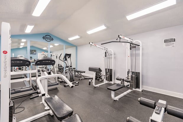 Images Harbour Pointe Apartment Homes