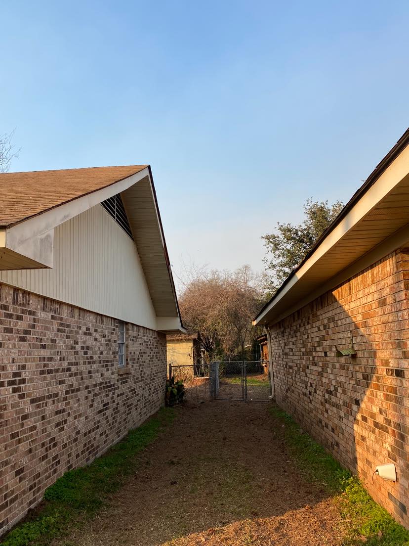 Bynog's Tree Services Image