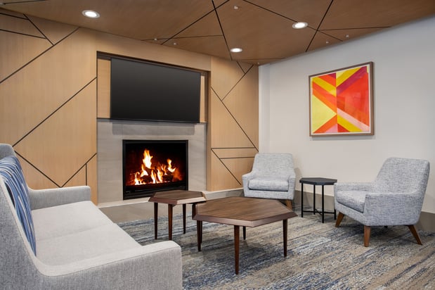 Images Holiday Inn Express & Suites Terre Haute by IHG