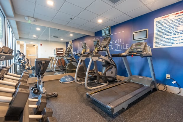 Images Holiday Inn Express & Suites Cocoa Beach by IHG