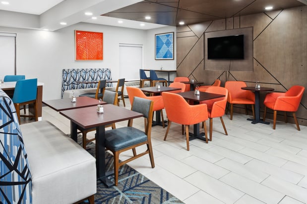 Images Holiday Inn Express Fremont by IHG