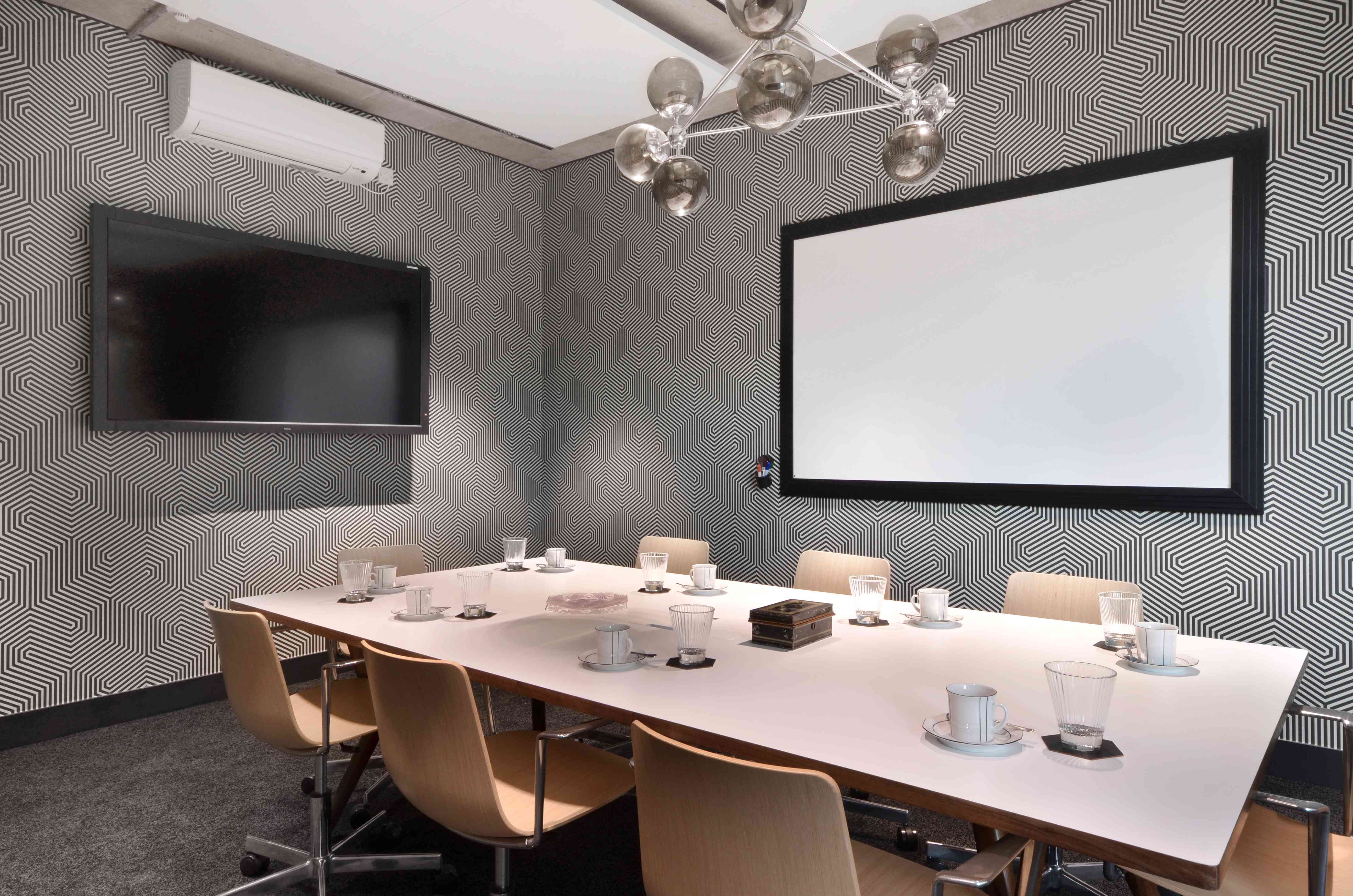 ScreenWorks Meeting Room, meeting room hire Islington Workspace® | ScreenWorks London 020 3504 7612