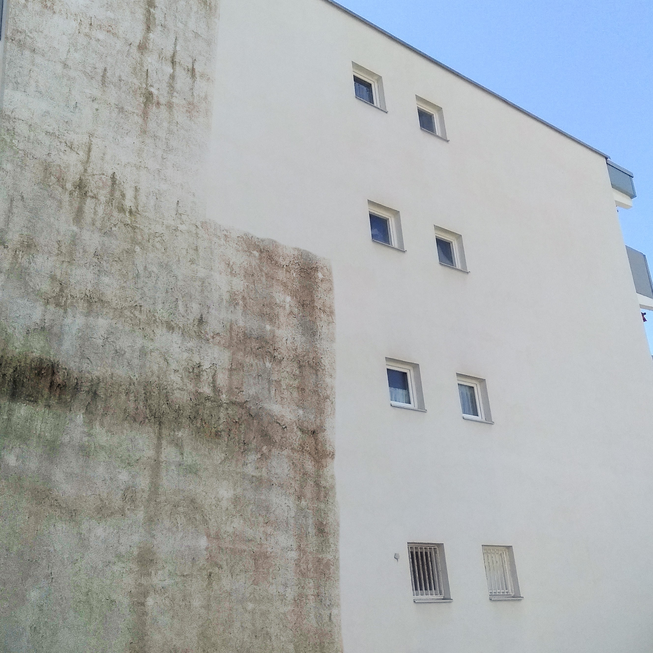 Bild 1 von Algenmax Fassadenreinigung