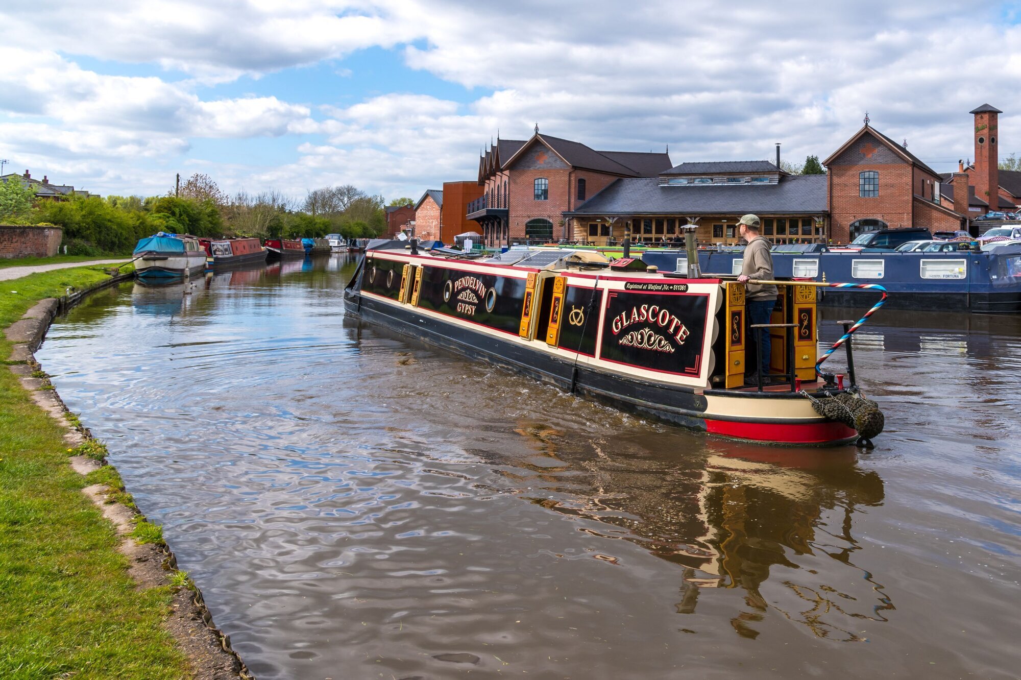 Images CanalScapes Skippered Narrowboat