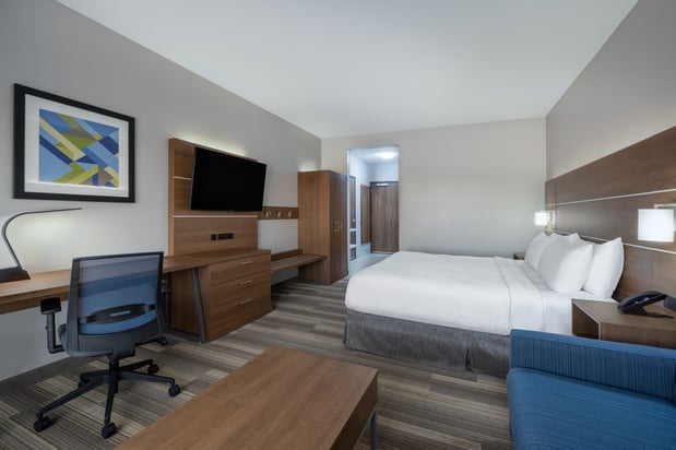 Images Holiday Inn Express & Suites Gilbert – Mesa Gateway Airport by IHG