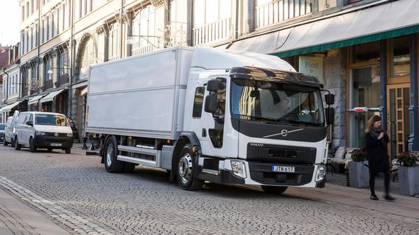 Bilder Volvo Trucks & Renault Trucks | Neuwagenzentrum Hamburg