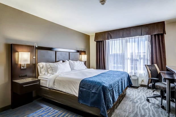 Images Holiday Inn Express & Suites St. Louis West-O'Fallon by IHG