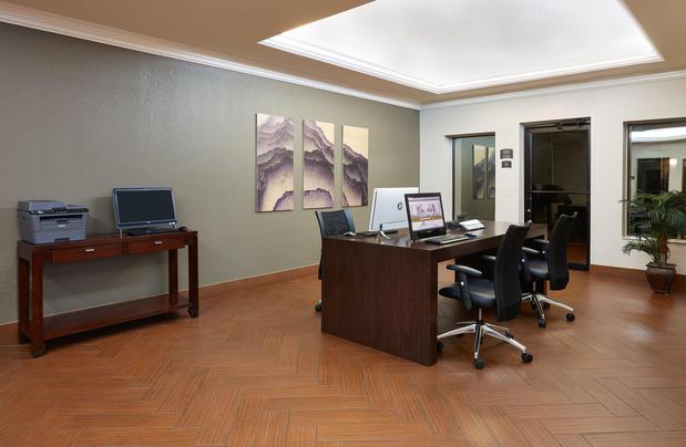 Images Staybridge Suites Orlando Airport South by IHG