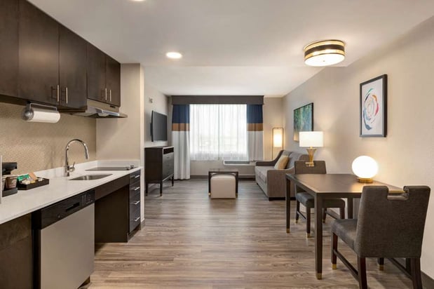 Images Homewood Suites by Hilton Indianapolis Downtown IUPUI