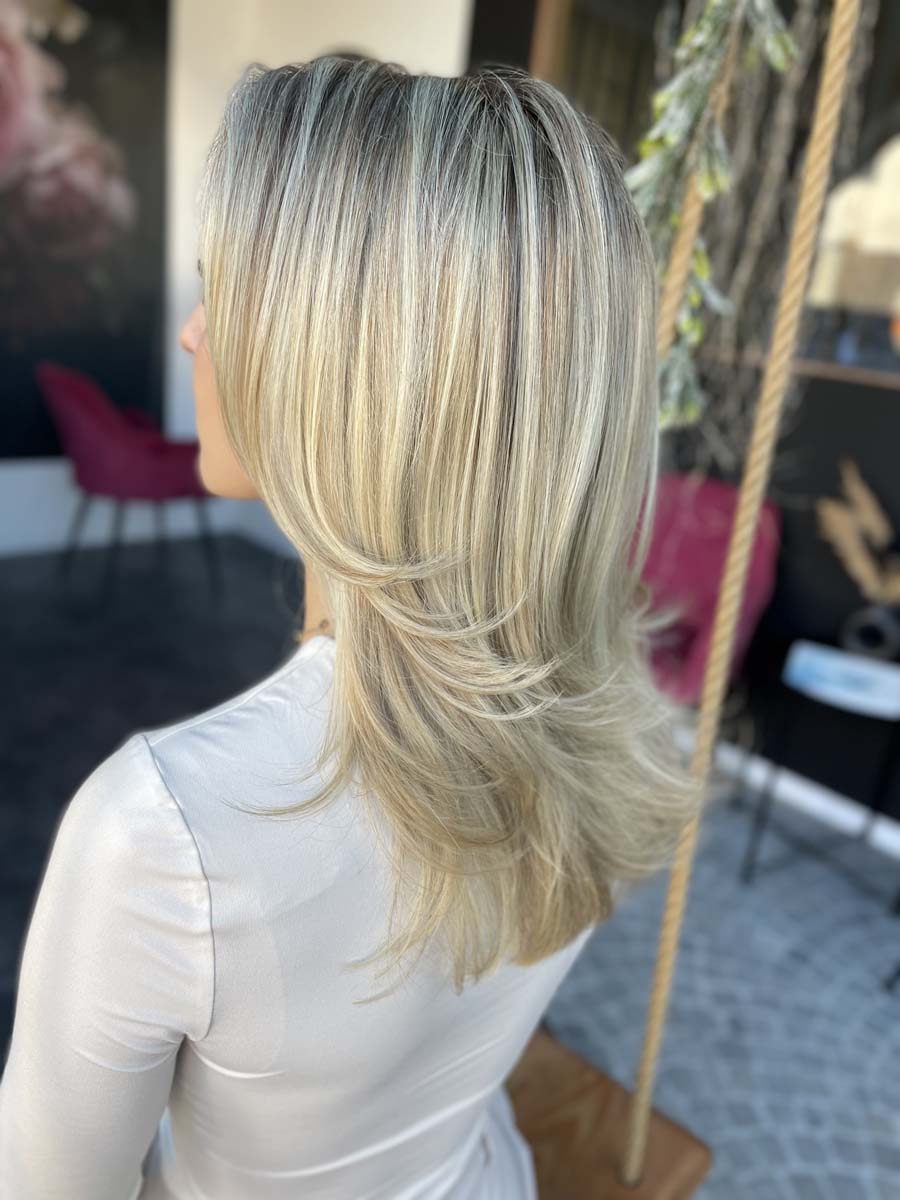 Bild 2 von Beauty & Diamonds - Friseur & Nageldesign