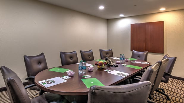 Images Holiday Inn Oklahoma City North-Quail Springs by IHG