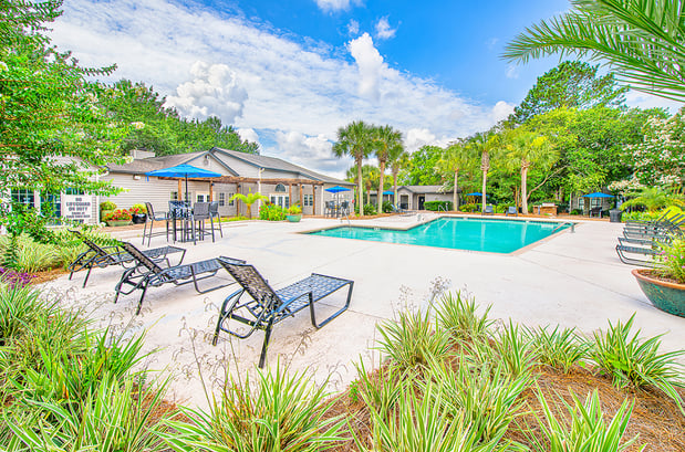 Images MAA Hampton Pointe